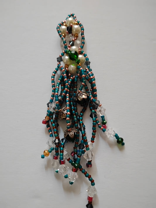 Beaded pendant cascade